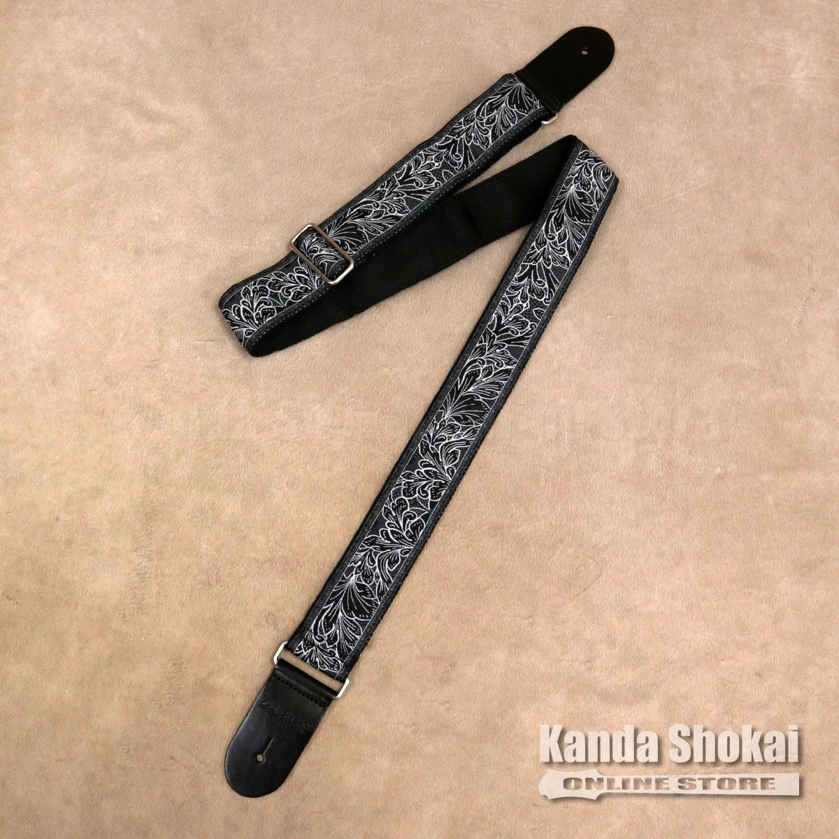 000000008316-01.jpg?size=l&w=