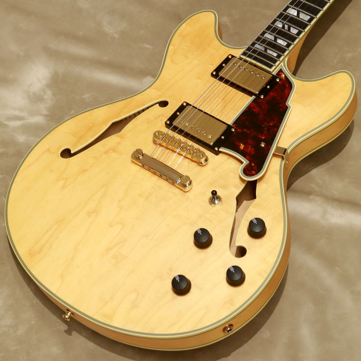 D'Angelico ( ディアンジェリコ ) Excel DC, Vintage Natural | ギター