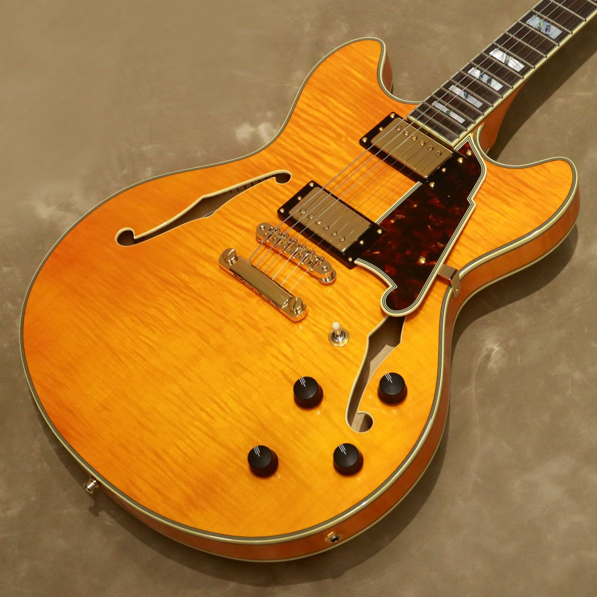 D'Angelico ( ディアンジェリコ ) Excel DC, Vintage Natural | ギター