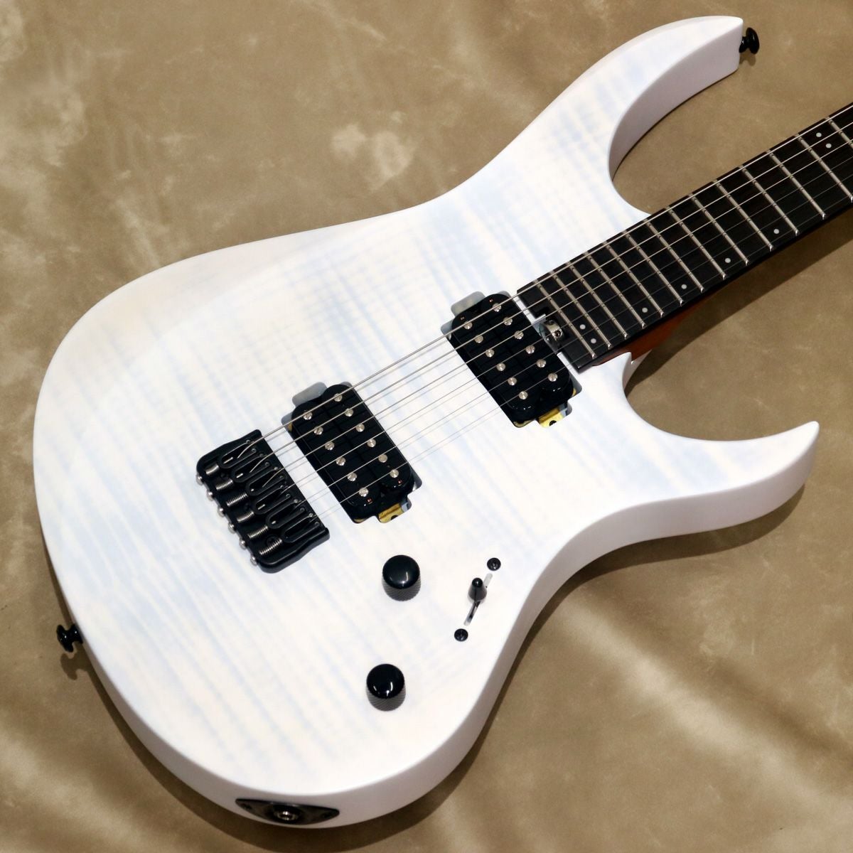 Balaguer Guitars ( バラゲール・ギターズ ) Diablo Standard with