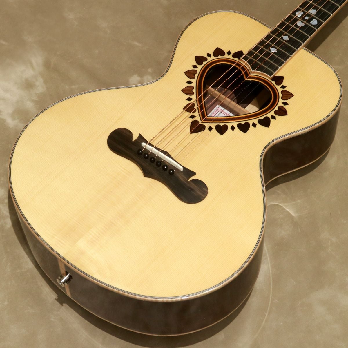 Zemaitis ( ゼマイティス ) CAF-90H, White Abalon | ギターの通販なら Zemaitis ( ゼマイティス ) CAF-90H, White Abalon | ギターの通販なら