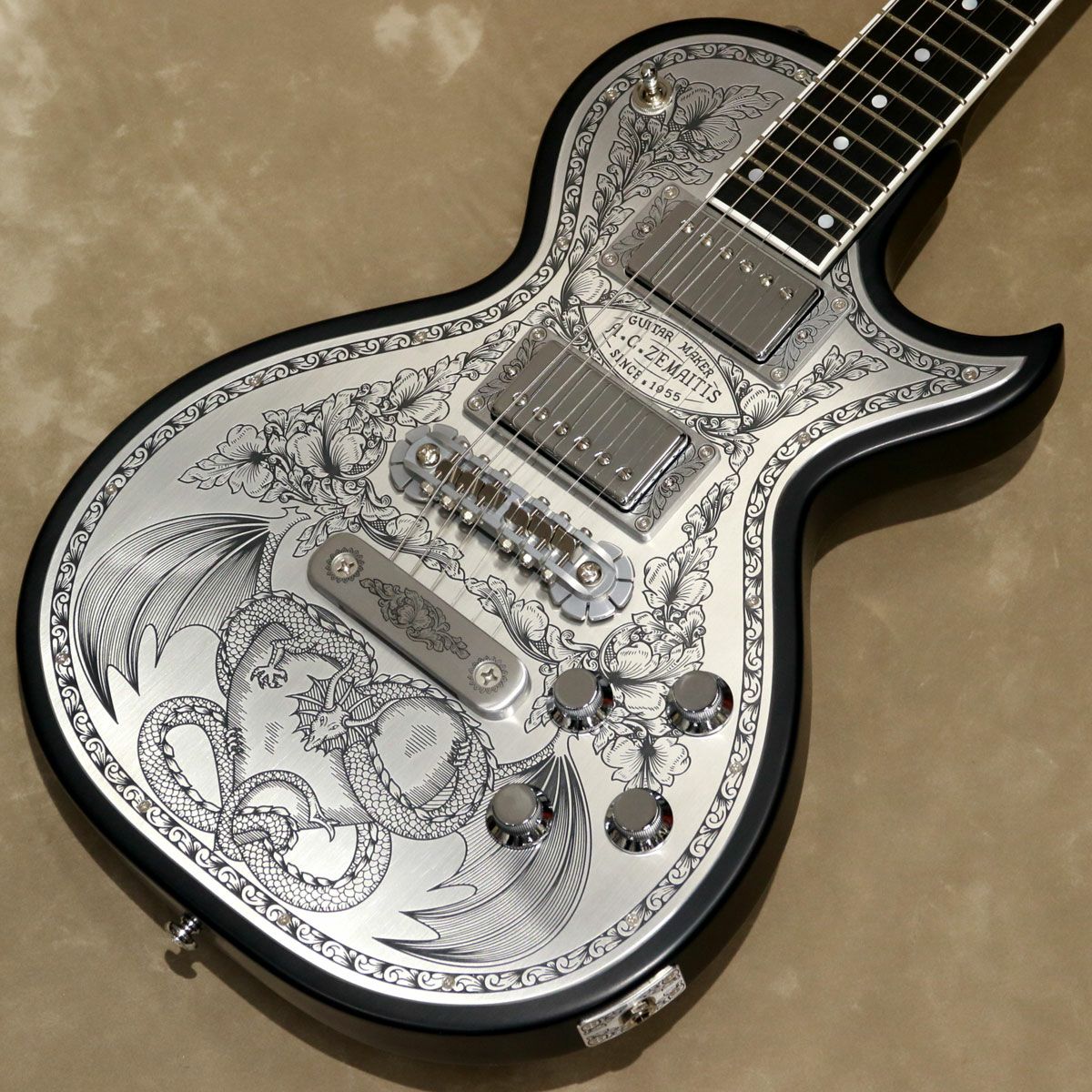 Zemaitis ( ゼマイティス ) MFG-AC-24 Dragon & Heart, Black [S/N: JG