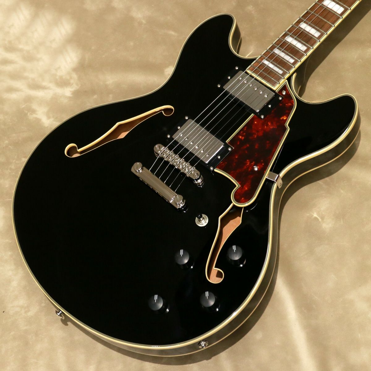 D'Angelico ( ディアンジェリコ ) Excel DC, Solid Black | ギターの