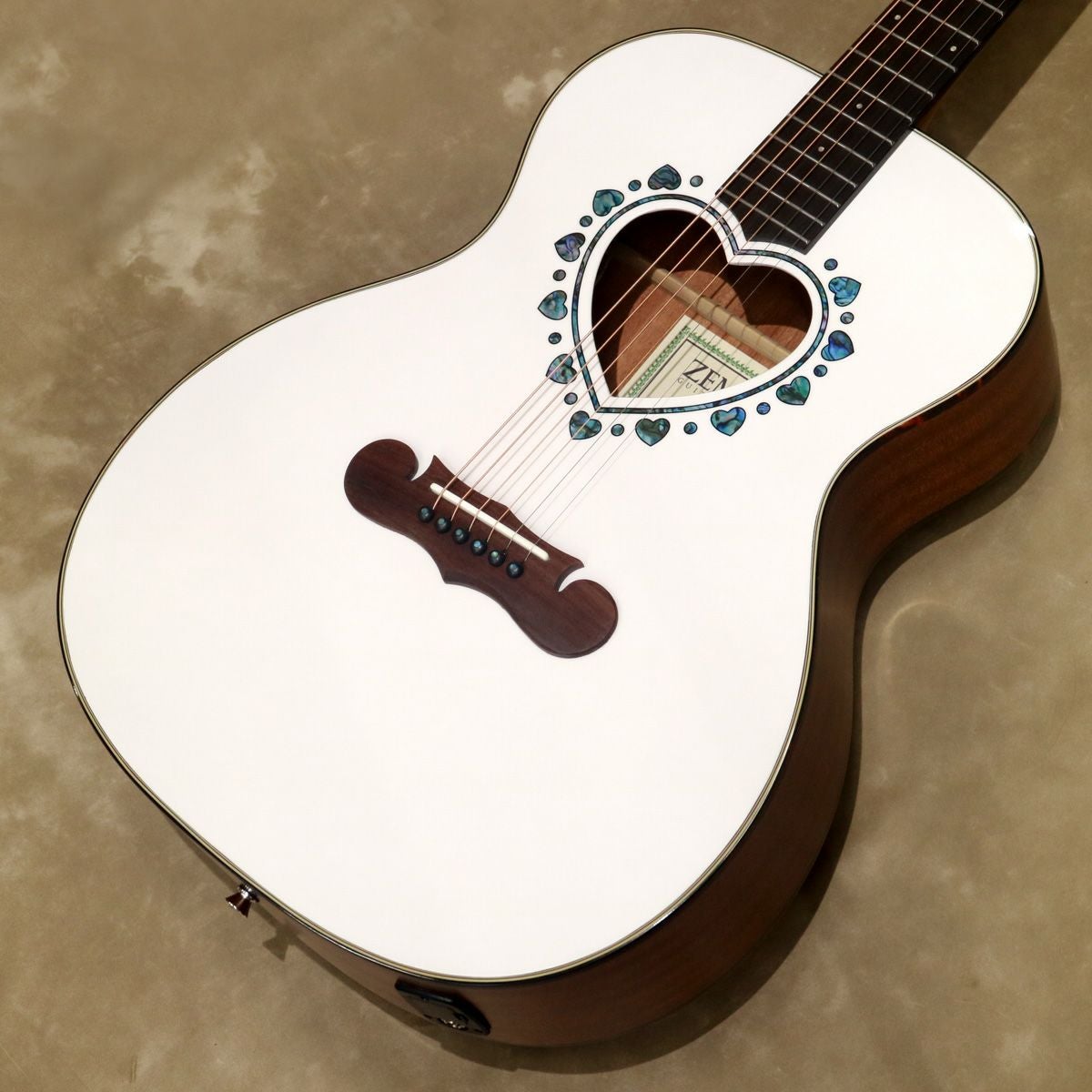 Zemaitis ( ゼマイティス ) CAF-90H, White Abalon | ギターの通販なら