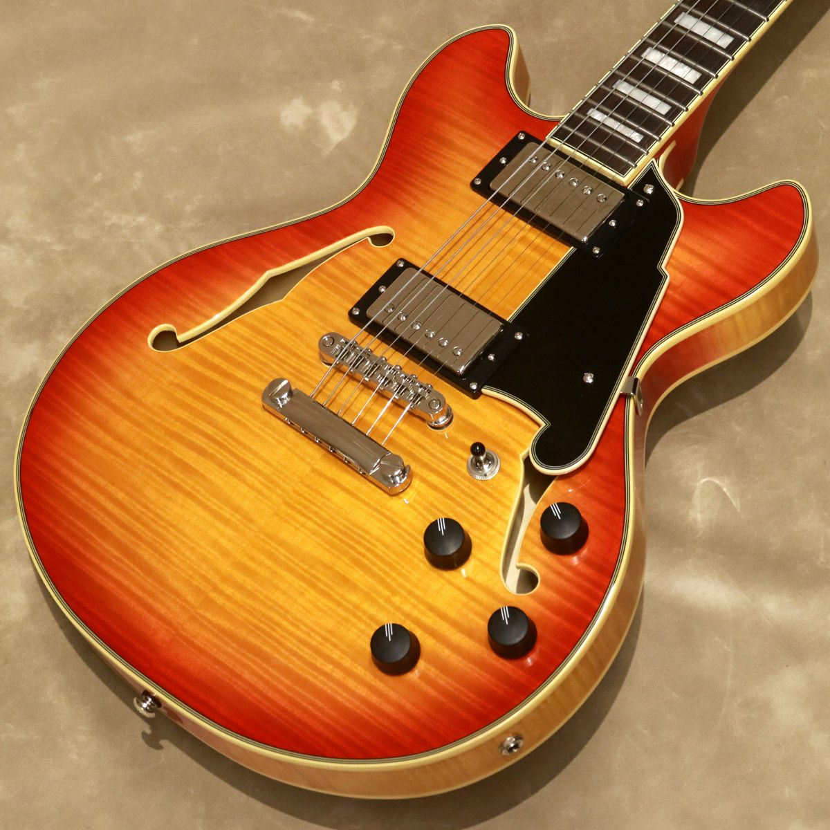 D'Angelico ( ディアンジェリコ ) Premier Mini DC XT [S/N: WN2505042